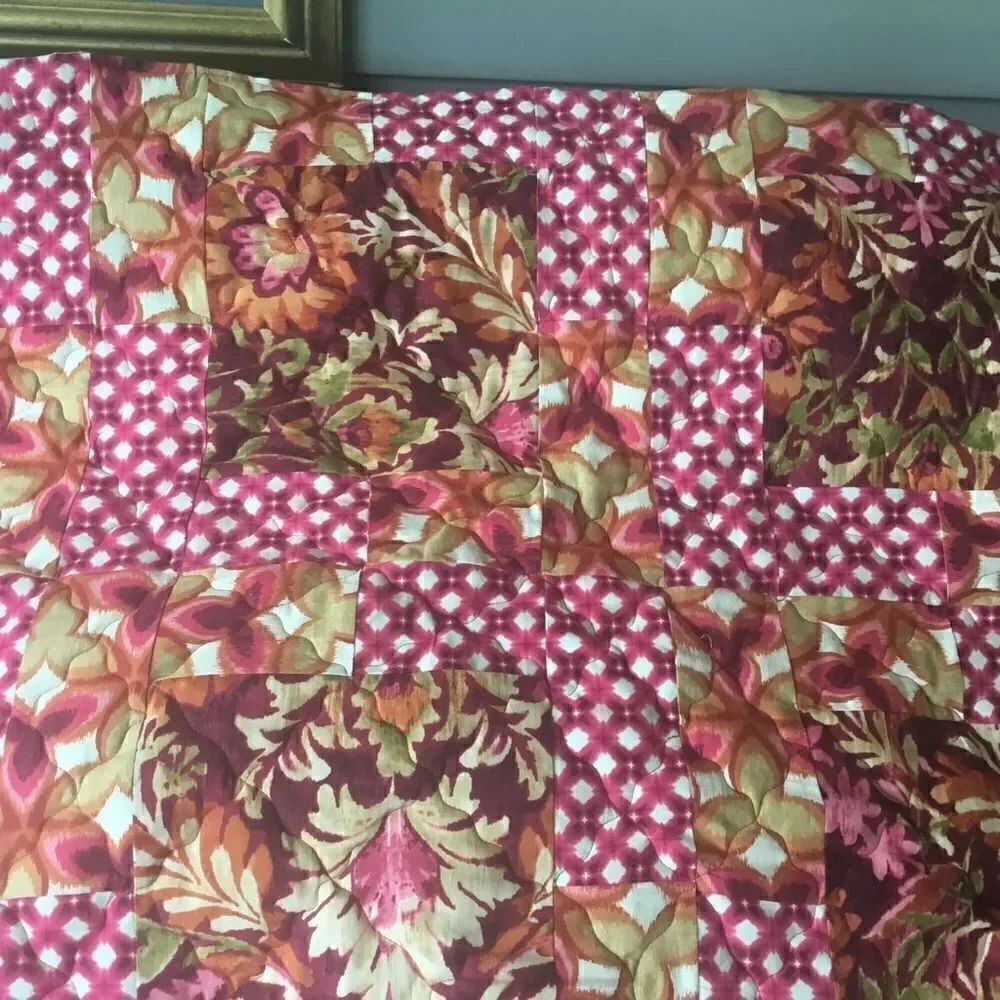 Handmade Quilt   - Picture 9 of 15
